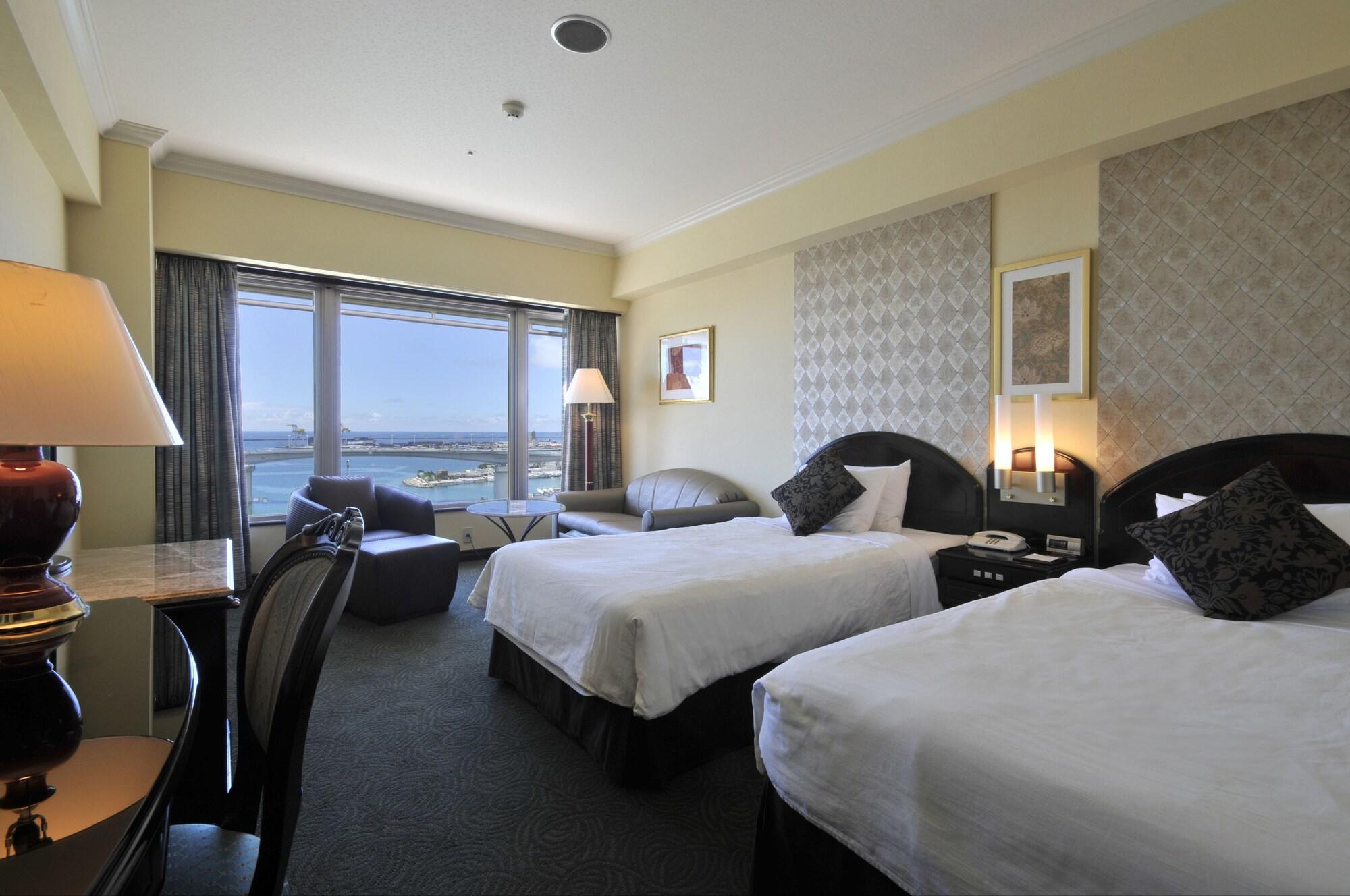 Okinawa Kariyushi Urban Resort Naha Værelse billede