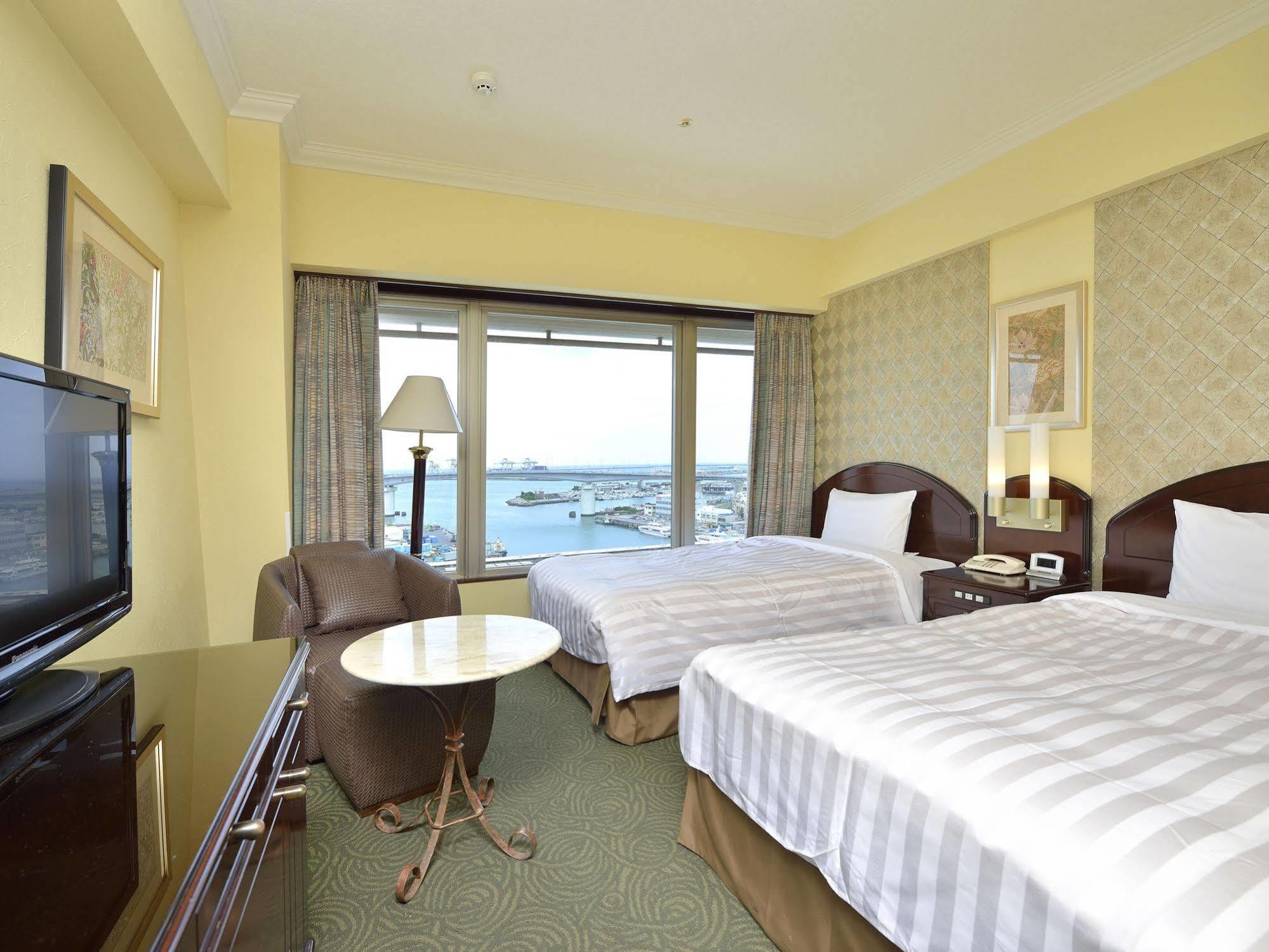 Okinawa Kariyushi Urban Resort Naha Eksteriør billede
